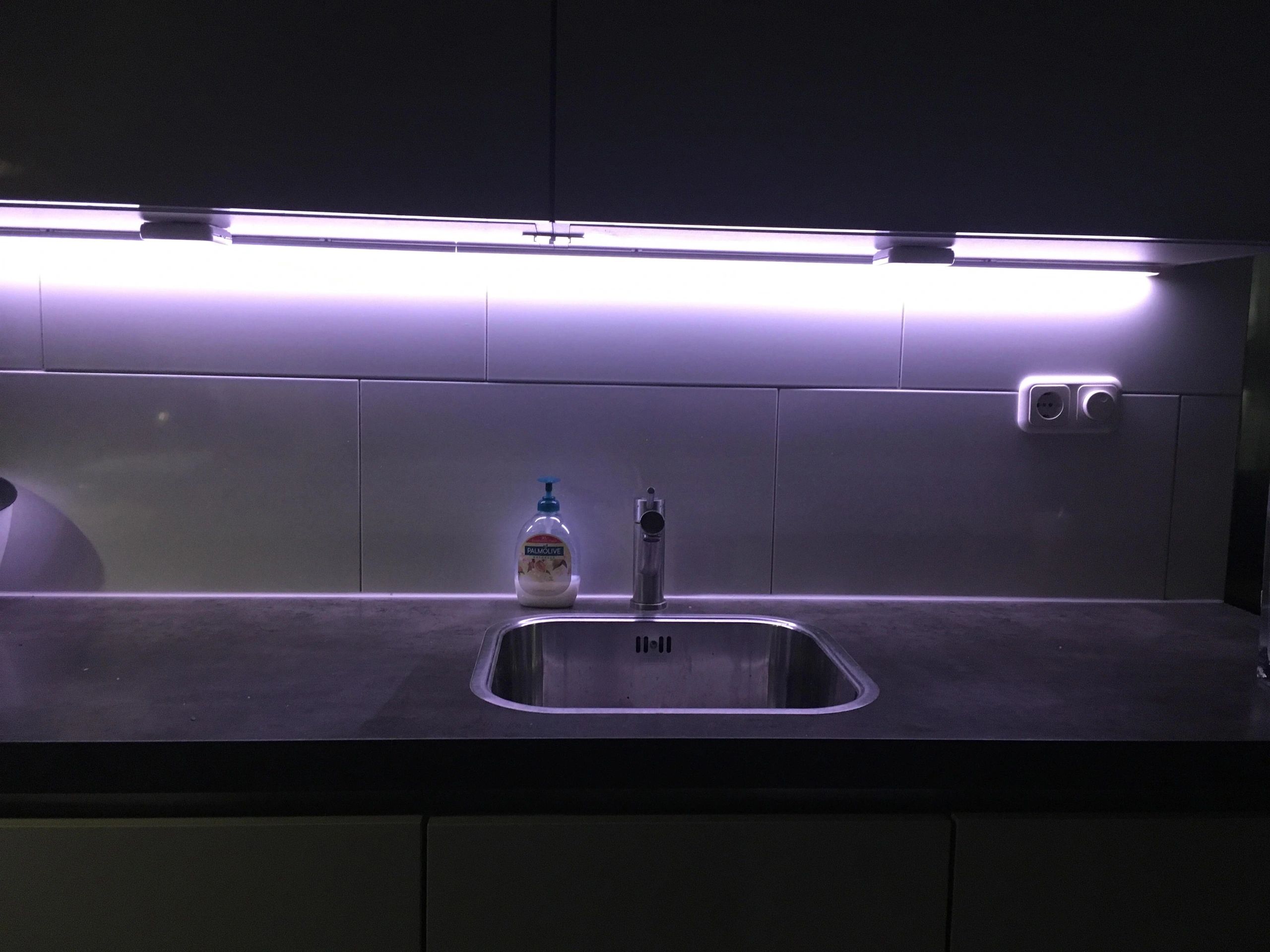 RGBW premium led strip per meter inclusief controller en voeding 1-10m